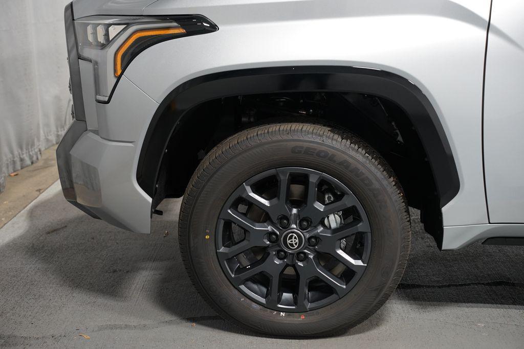 new 2026 Toyota Tundra Hybrid car, priced at $75,922