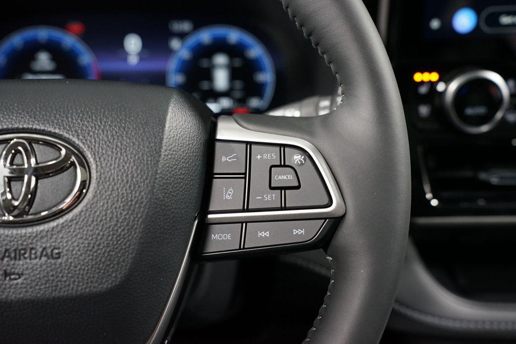 new 2026 Toyota Highlander car, priced at $54,005