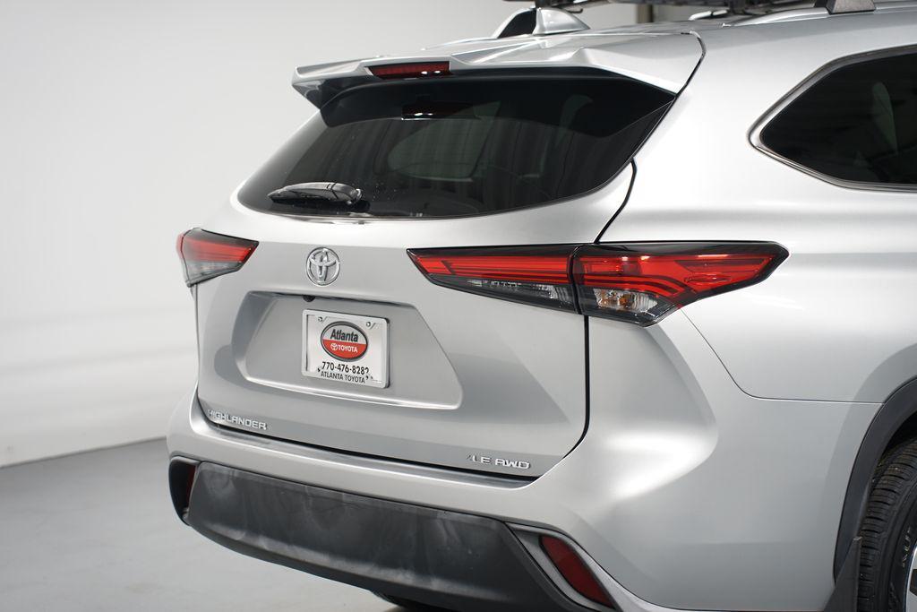 used 2020 Toyota Highlander car, priced at $22,980