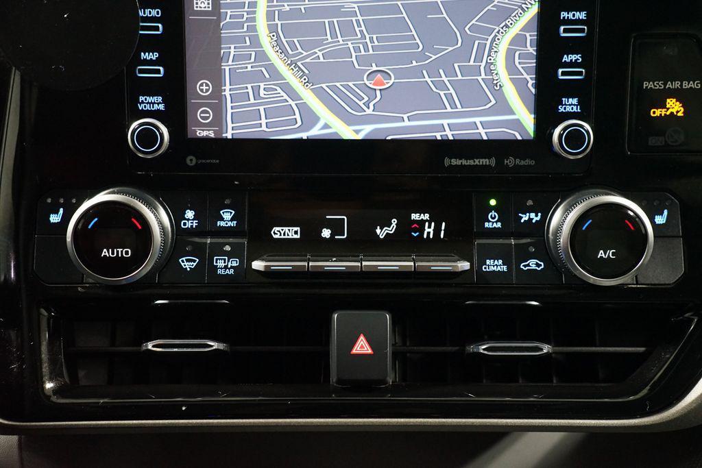 used 2020 Toyota Highlander car, priced at $22,980