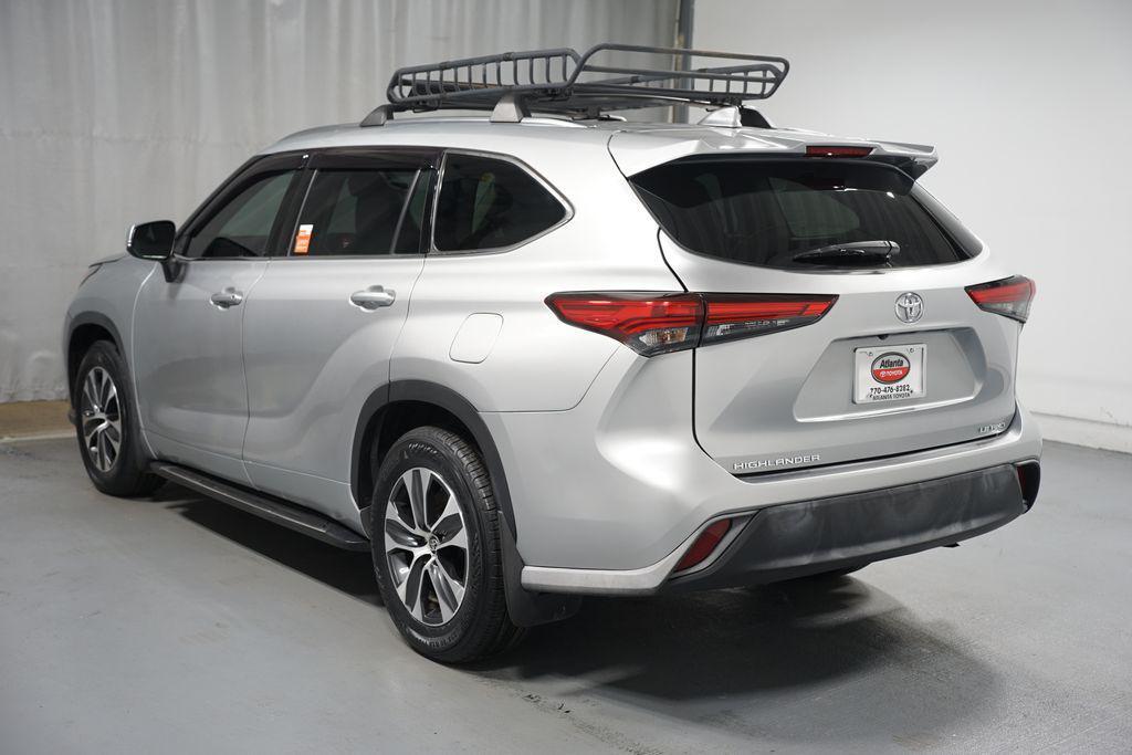 used 2020 Toyota Highlander car, priced at $22,980