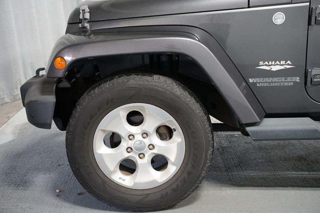used 2014 Jeep Wrangler Unlimited car, priced at $15,980