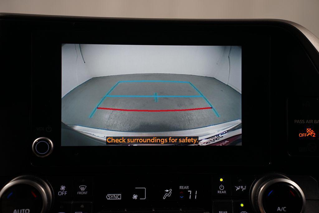 used 2023 Toyota Highlander car, priced at $31,880