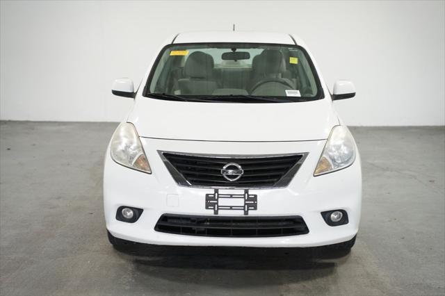 used 2012 Nissan Versa car