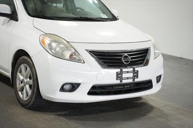 used 2012 Nissan Versa car