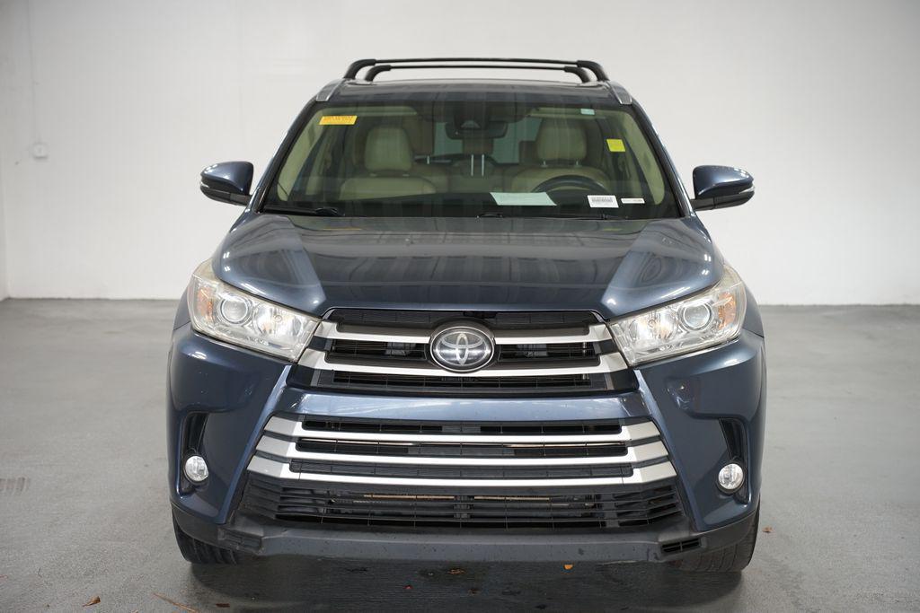 used 2019 Toyota Highlander car, priced at $20,480