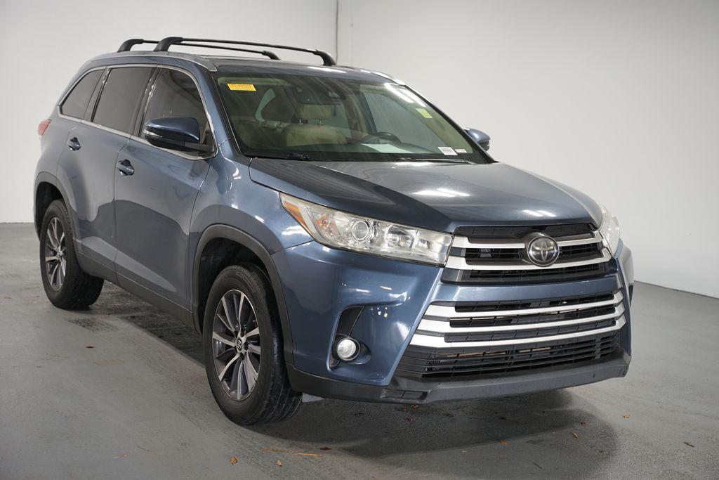used 2019 Toyota Highlander car, priced at $20,480