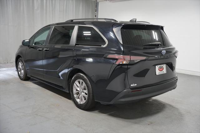 used 2023 Toyota Sienna car, priced at $42,980