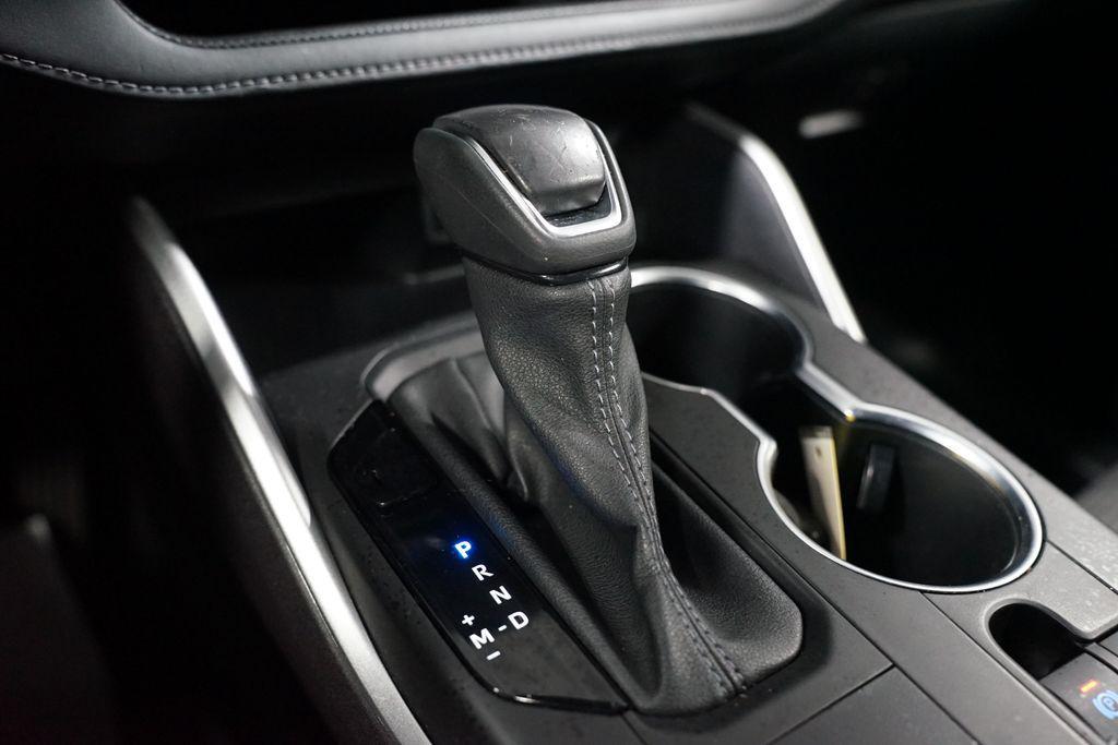 used 2022 Toyota Highlander car, priced at $28,980