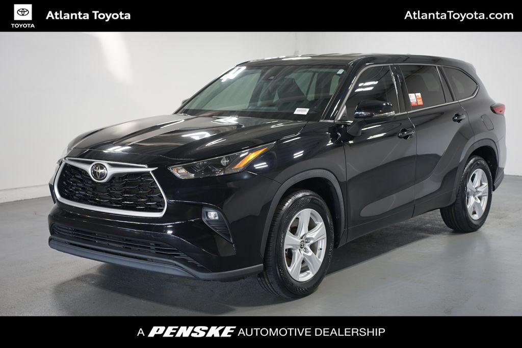 used 2022 Toyota Highlander car, priced at $28,980