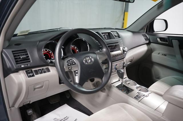 used 2012 Toyota Highlander car, priced at $13,680