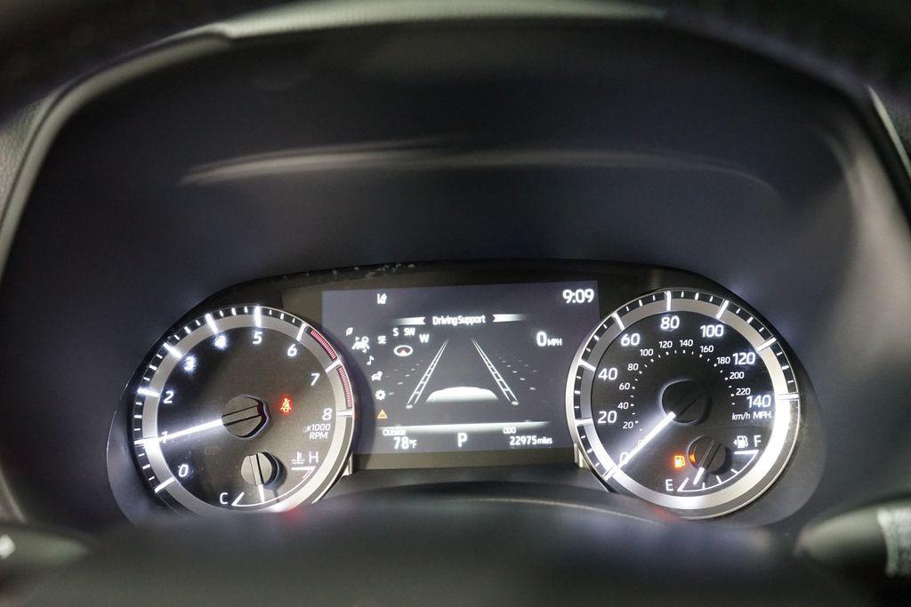 used 2023 Toyota Highlander car, priced at $33,980