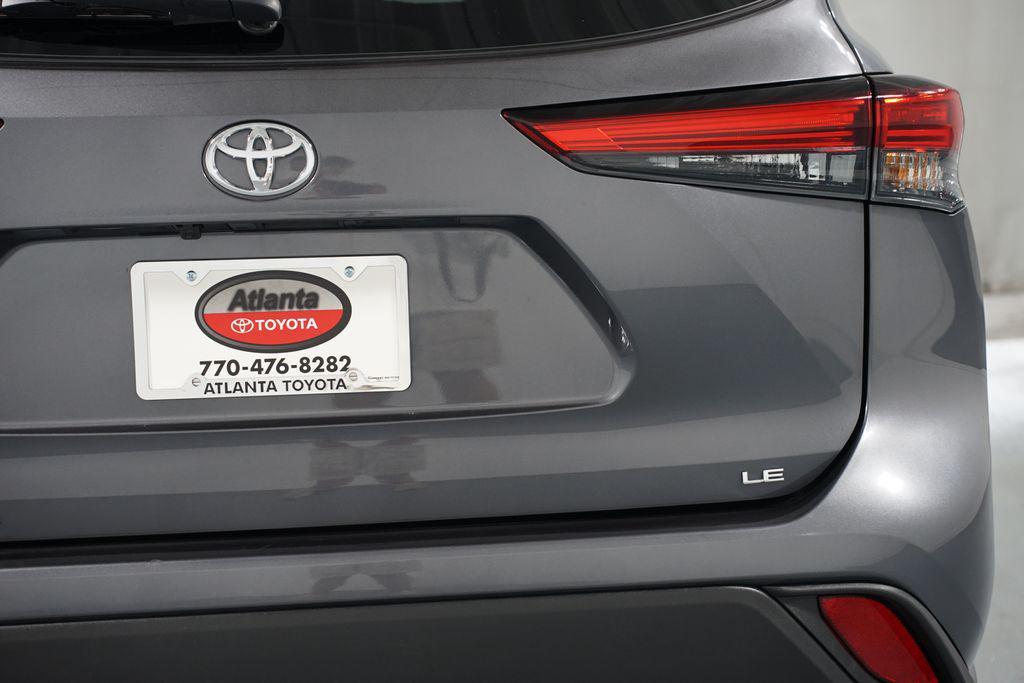 used 2023 Toyota Highlander car, priced at $33,980