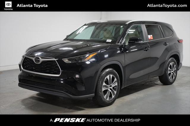 used 2023 Toyota Highlander car, priced at $35,980