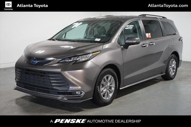 used 2023 Toyota Sienna car, priced at $40,980