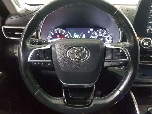 used 2020 Toyota Highlander car, priced at $31,880