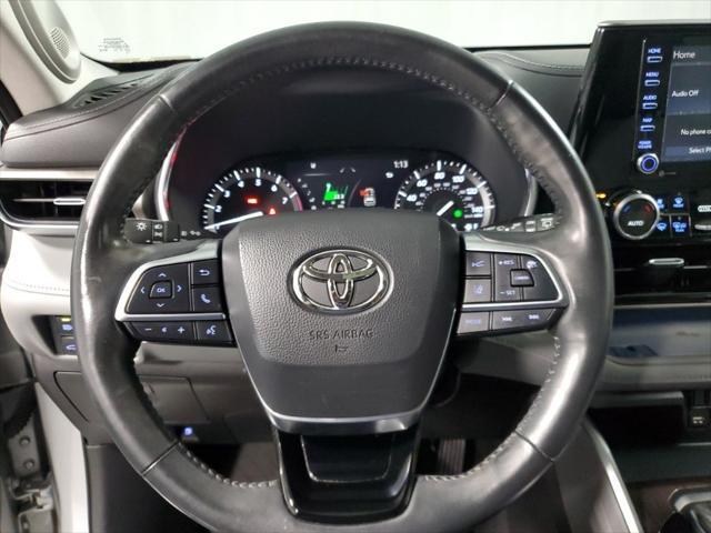 used 2021 Toyota Highlander car, priced at $32,480