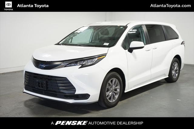 used 2022 Toyota Sienna car, priced at $33,980