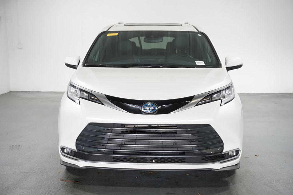 used 2025 Toyota Sienna car, priced at $52,980