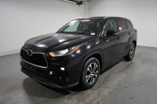 used 2021 Toyota Highlander car, priced at $33,480