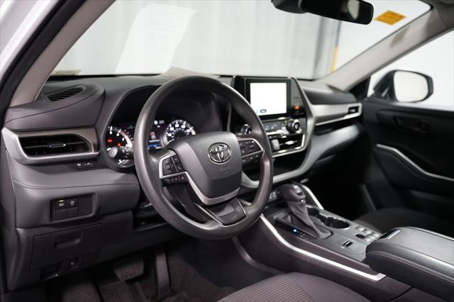 used 2023 Toyota Highlander car, priced at $35,980