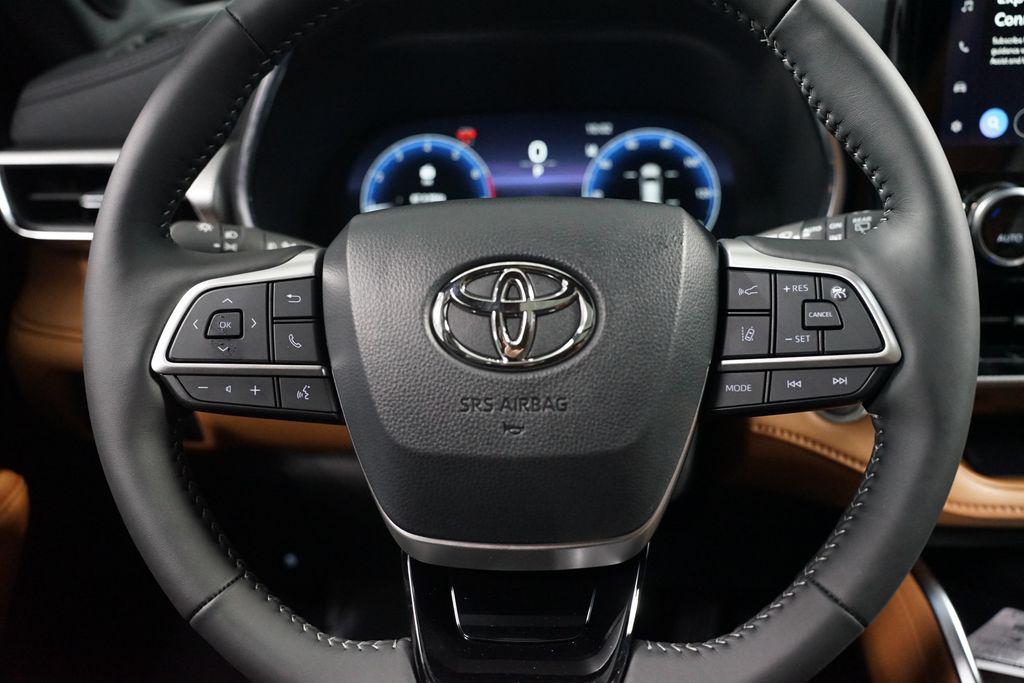 new 2026 Toyota Highlander car, priced at $56,730