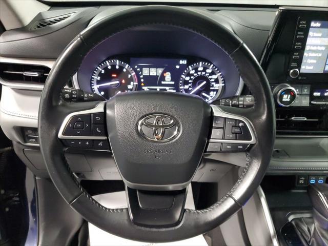 used 2022 Toyota Highlander car, priced at $29,980