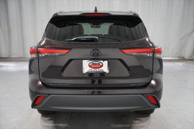 used 2021 Toyota Highlander car, priced at $30,980