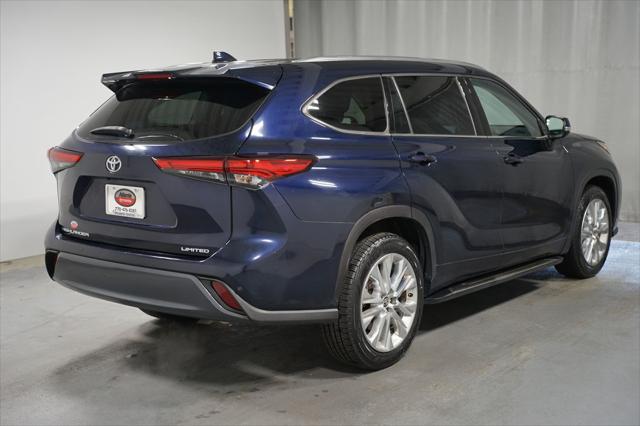 used 2020 Toyota Highlander car, priced at $29,980