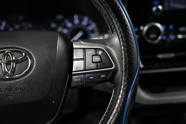 used 2020 Toyota Highlander car, priced at $29,980