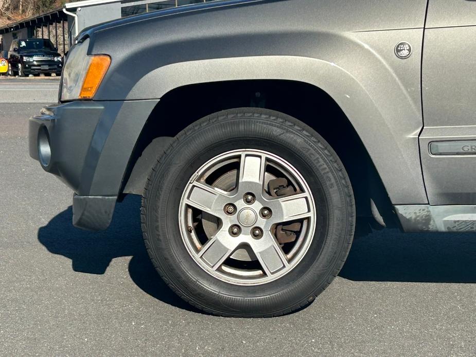 used 2007 Jeep Grand Cherokee car, priced at $5,900