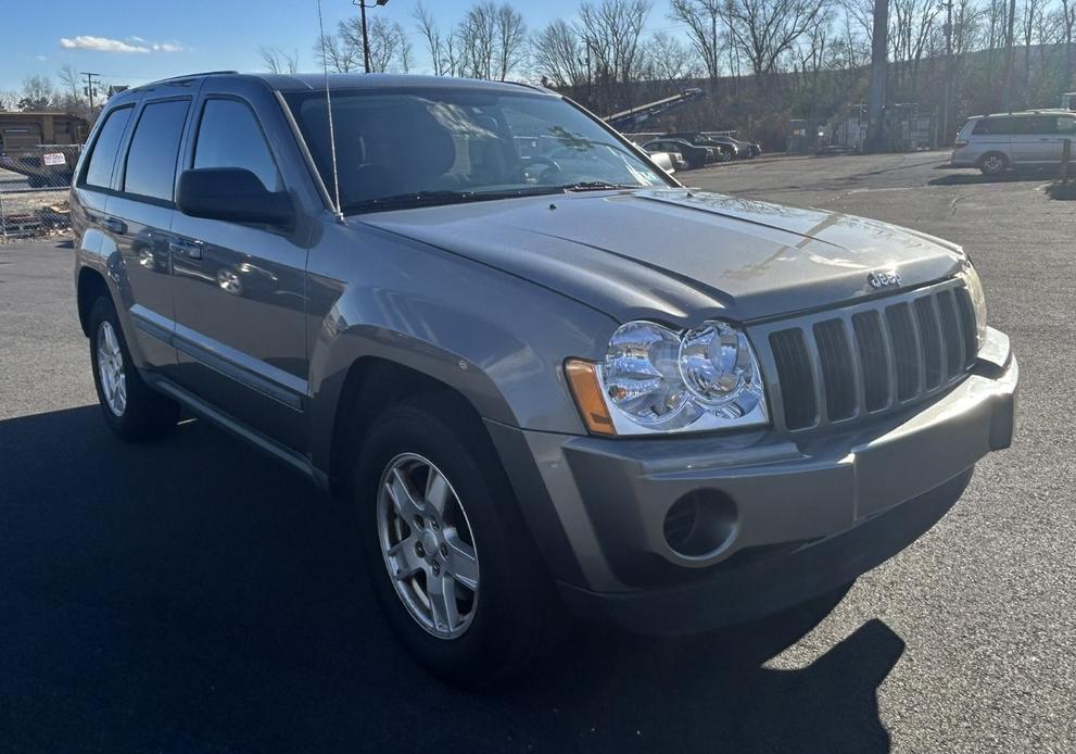 used 2007 Jeep Grand Cherokee car, priced at $5,900