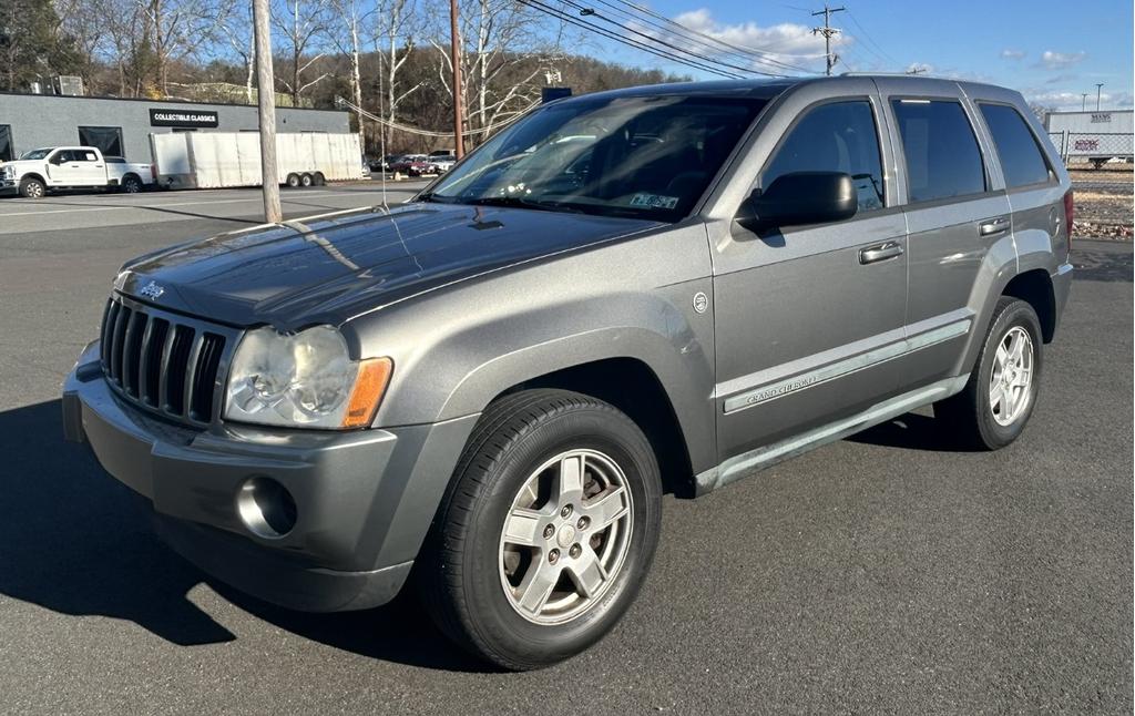 used 2007 Jeep Grand Cherokee car, priced at $5,900