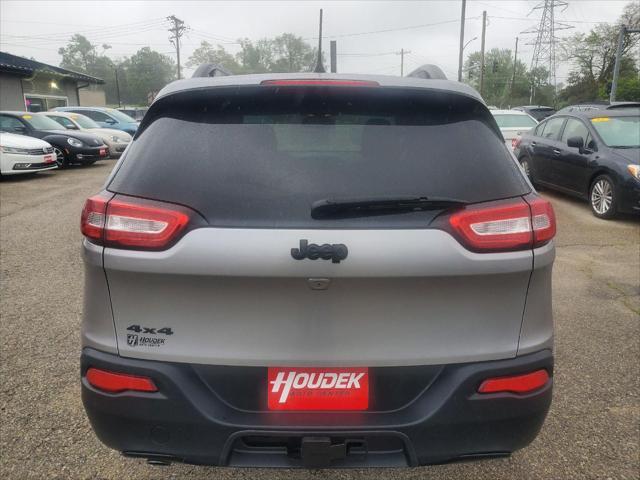 used 2018 Jeep Cherokee car, priced at $14,995