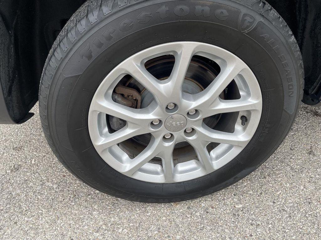 used 2015 Jeep Cherokee car