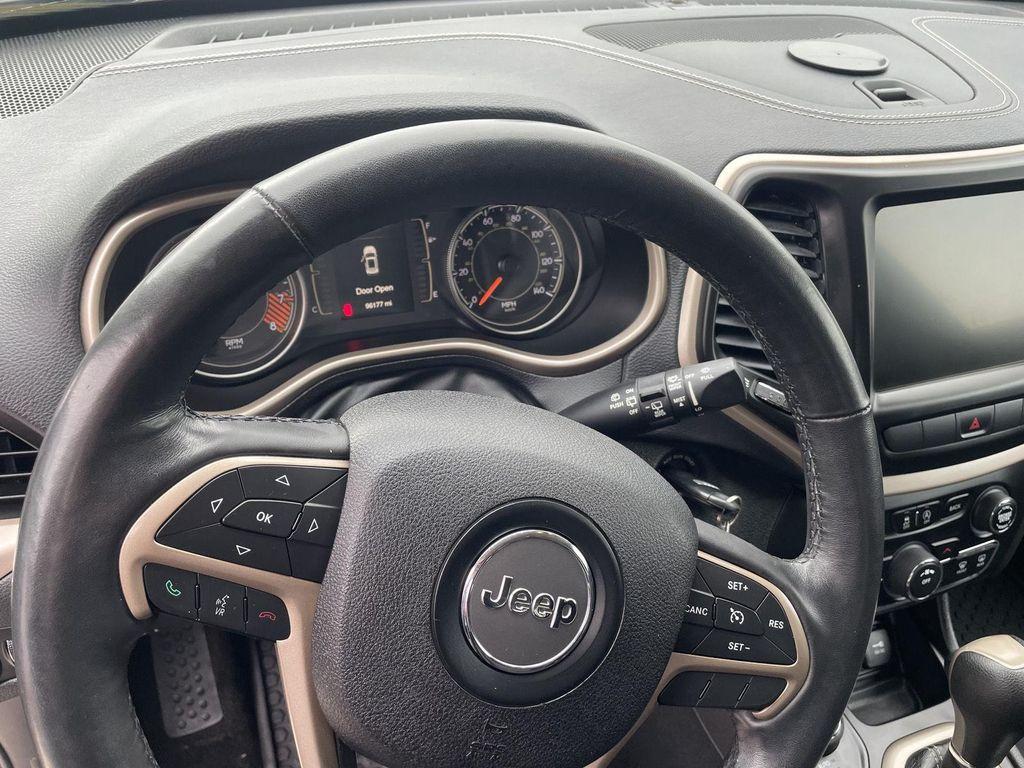 used 2015 Jeep Cherokee car