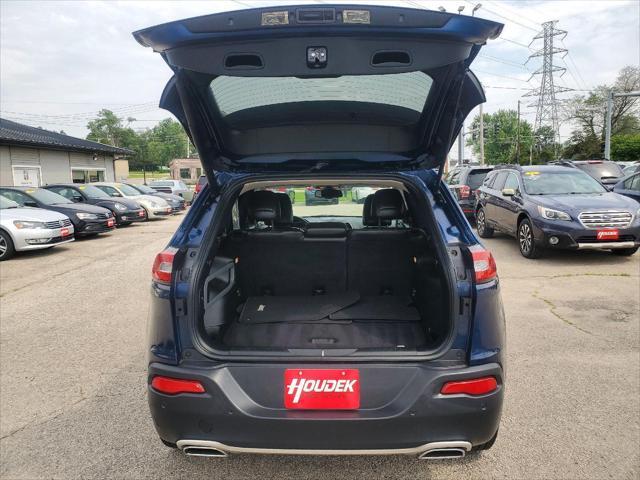 used 2018 Jeep Cherokee car, priced at $15,695