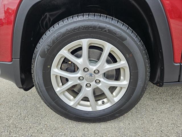 used 2017 Jeep Cherokee car, priced at $12,495