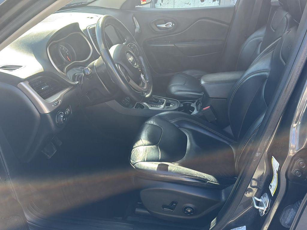 used 2016 Jeep Cherokee car, priced at $11,395