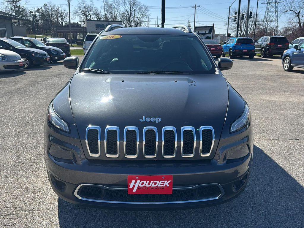used 2016 Jeep Cherokee car, priced at $11,395