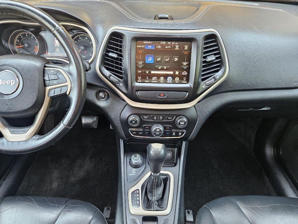 used 2015 Jeep Cherokee car, priced at $10,995