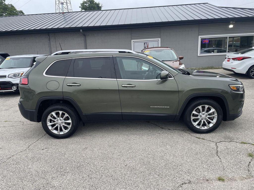used 2019 Jeep Cherokee car