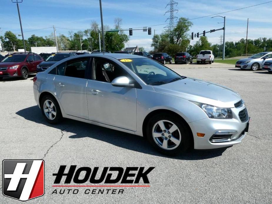used 2015 Chevrolet Cruze car, priced at $9,495