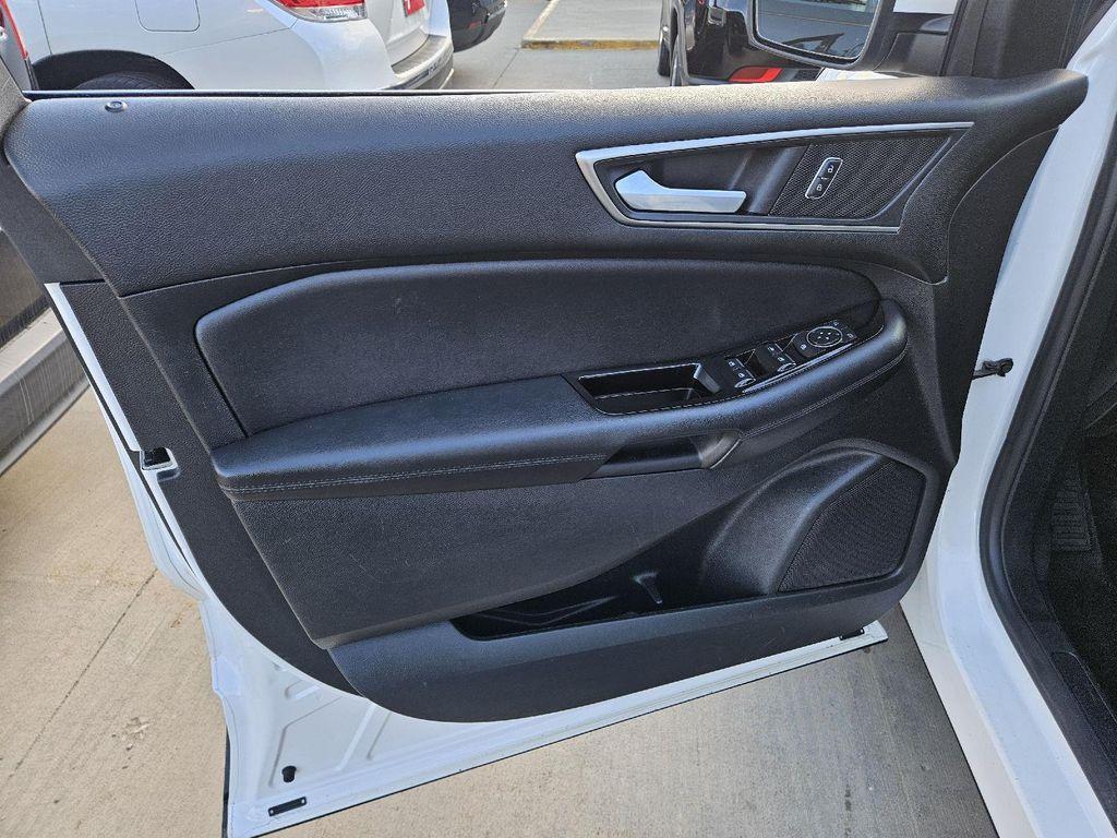 used 2015 Ford Edge car, priced at $11,995