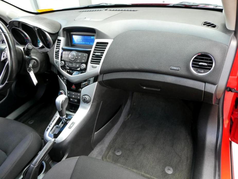 used 2014 Chevrolet Cruze car, priced at $9,495