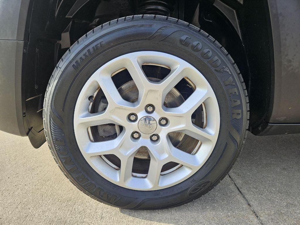 used 2018 Jeep Renegade car, priced at $11,595