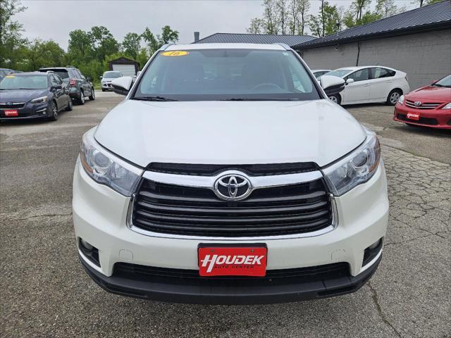 used 2016 Toyota Highlander car, priced at $19,995
