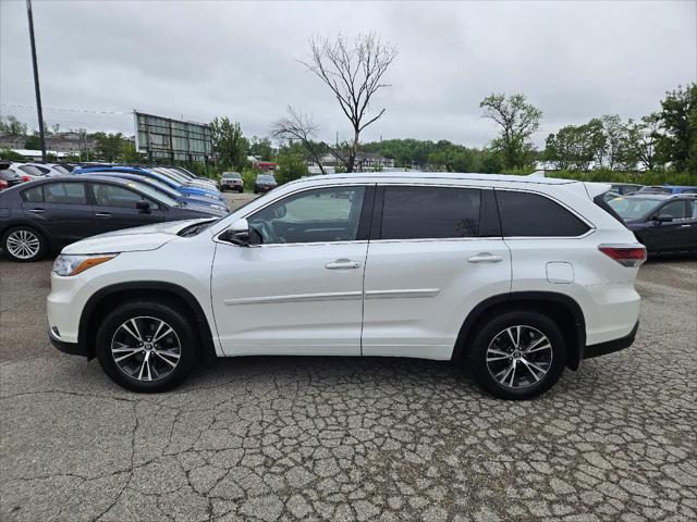 used 2016 Toyota Highlander car, priced at $19,995
