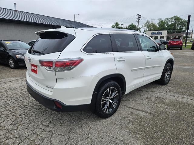 used 2016 Toyota Highlander car, priced at $19,995