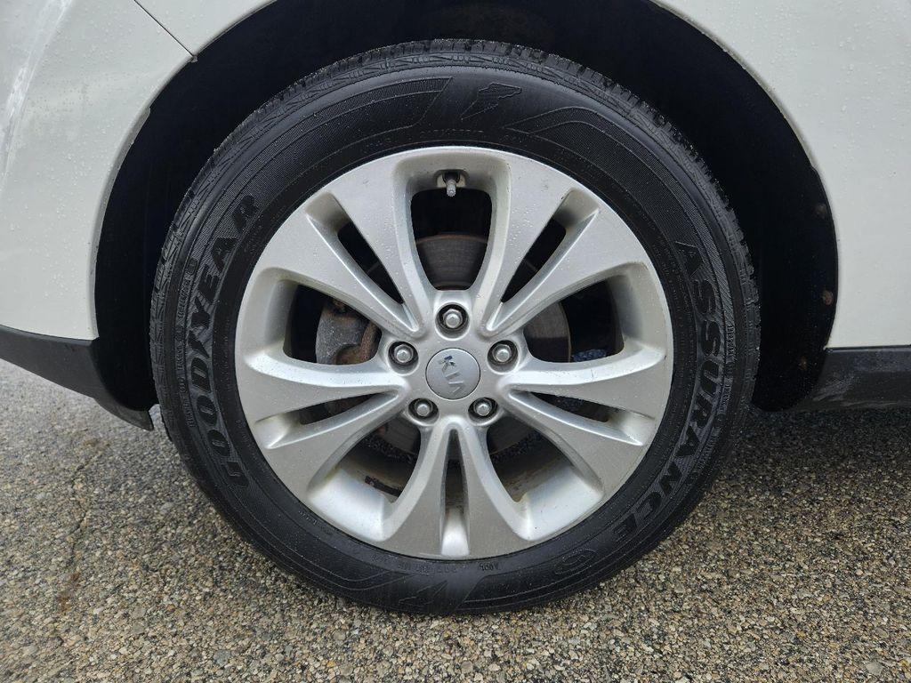 used 2015 Kia Soul car, priced at $8,990